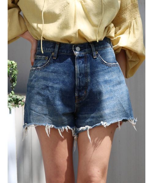 Ungrid（アングリッド）の「ダメージデニムショートパンツ（デニムパンツ・レディース・インディゴブルー・SMALL/MEDIUM）」の2枚目の写真