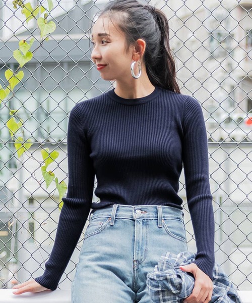 coca（coca）（コカ）の「＼新色追加／極厚クルーネックリブニット（ニット/セーター・レディース・ブラック/ベージュ/アイボリー/グレー/レッド/ネイビー/パープル/ライトブルー/カーキ/チャコール/ライトグレー/A/B/ダークブラウン/その他1/ダークグリーン/ライトベージュ/ワイン・ONE SIZE/S/M/L）」の12枚目の写真