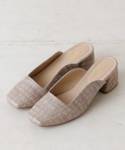 Chico（チコ）の「スクエアクロコミュール（パンプス・レディース・ベージュ/ブラウン/グレイッシュベージュ・SMALL/MEDIUM/LARGE）」の12枚目の写真