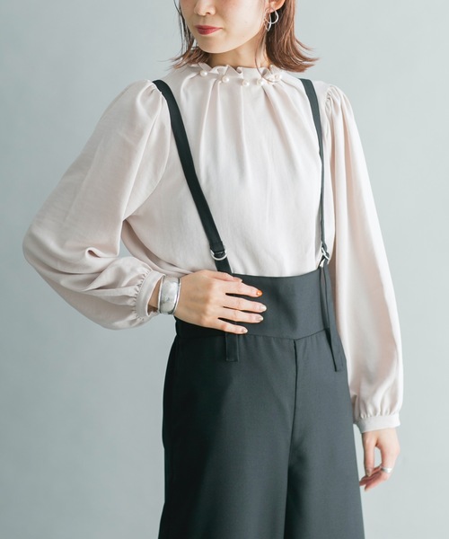 prose verse(プロズヴェール)の「えりパールギャザーネックブラウス(シャツ/ブラウス・レディース・ブラック/ベージュ/サックスブルー・フリ-)」の3枚目の写真