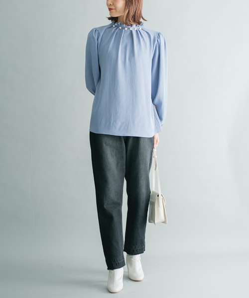 prose verse(プロズヴェール)の「えりパールギャザーネックブラウス(シャツ/ブラウス・レディース・ブラック/ベージュ/サックスブルー・フリ-)」の16枚目の写真