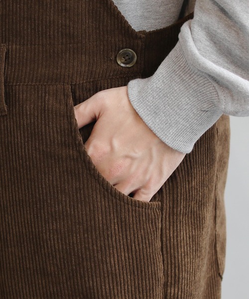 ASTRONOMY(アストロノミー)の「オーバーサイズ コーデュロイ オーバーオール 太畝 トロミ オーセンティックフィット 【ユニセックス】(サロペット/オーバーオール・メンズ・インディゴブルー/ブラック/アイボリー/ブラウン・L/XS/M)」の21枚目の写真