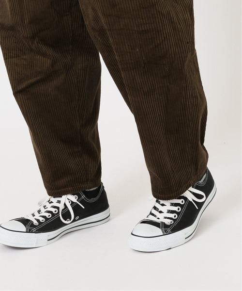 JOURNAL STANDARD(ジャーナルスタンダード)の「バルーン 太畝コーデュロイ パンツ(その他パンツ・メンズ・パープル/オフホワイト/ブラック/イエロー/ダークブラウン/ネイビー・SMALL/MEDIUM/LARGE/X-LARGE)」の17枚目の写真