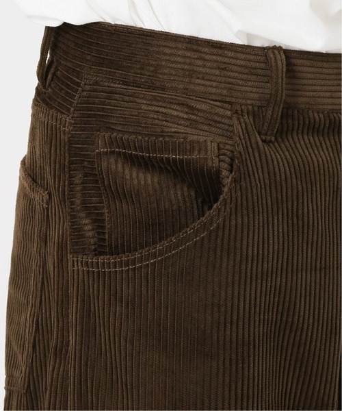 JOURNAL STANDARD(ジャーナルスタンダード)の「バルーン 太畝コーデュロイ パンツ(その他パンツ・メンズ・パープル/オフホワイト/ブラック/イエロー/ダークブラウン/ネイビー・SMALL/MEDIUM/LARGE/X-LARGE)」の16枚目の写真