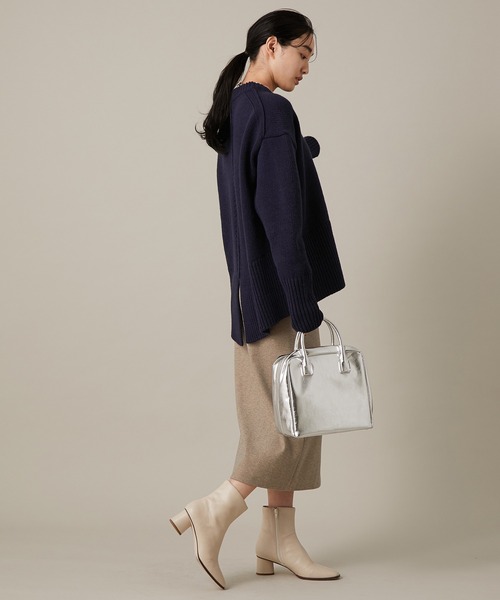 ADAM ET ROPE'（アダムエロペ）の「バックスリットニットプル