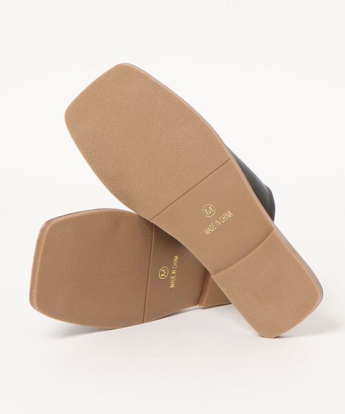 INTERPLANET（インタープラネット）の「Ｖカットサンダル（サンダル・レディース・ブラック/ベージュ・24.5cm/23.5cm/22.5cm）」の17枚目の写真