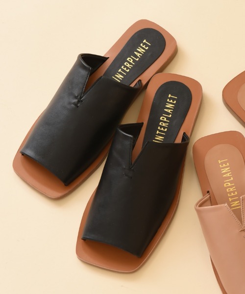 INTERPLANET（インタープラネット）の「Ｖカットサンダル（サンダル・レディース・ブラック/ベージュ・24.5cm/23.5cm/22.5cm）」の2枚目の写真