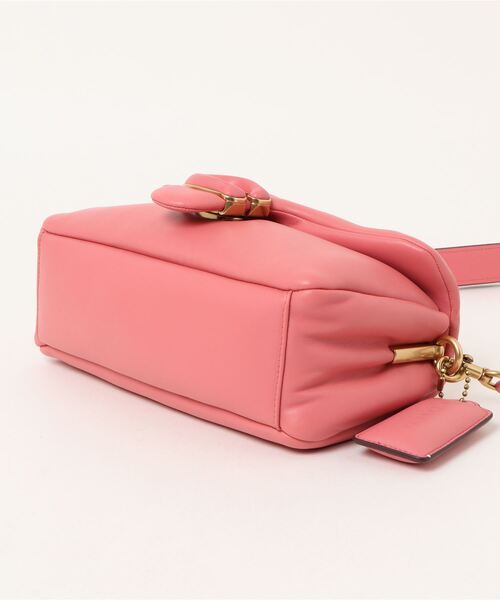 新品未使用　COACH　コーチ ピロー タビー ショルダー バッグ ピンク 新品 COACH コーチ ピロー タビー ショルダー バッグ 18 ピンク