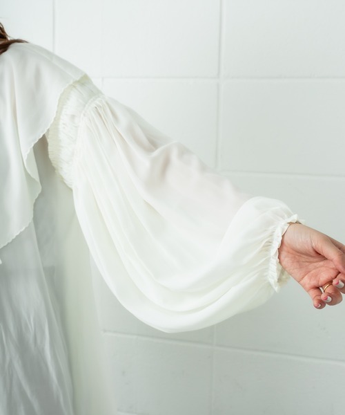 mystic（ミスティック）の「ギャザーリングビッグカラーブラウス（シャツ/ブラウス・レディース・ブラック/ベージュ/イエロー/アイボリー・FREE）」の16枚目の写真