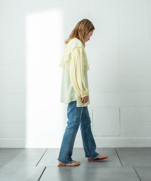 mystic（ミスティック）の「ギャザーリングビッグカラーブラウス（シャツ/ブラウス・レディース・ブラック/ベージュ/イエロー/アイボリー・FREE）」の20枚目の写真