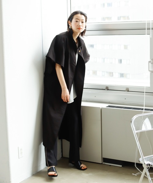 Birthday room（バースデイルーム）の「シャークスキンロングスプリングオーバーサイズトレンチポンチョ（トレンチコート・レディース・ブラック/ベージュ/ライトベージュ/グレイッシュベージュ・FREE）」の17枚目の写真