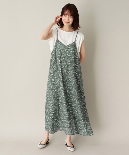 代引可最安値 セール 小花フレアーキャミワンピース ワンピース Laura Ashley ローラアシュレイ のファッション 店舗限定限定あり Arenatheatre Net