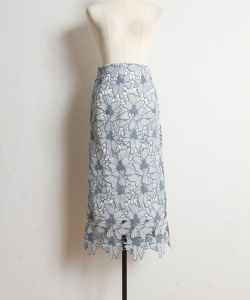 配色フラワーレースタイトスカート≪toccoclosetluxe≫