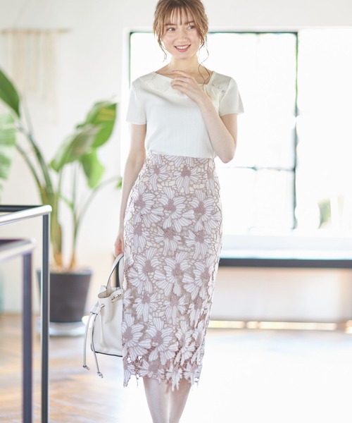 配色フラワーレースタイトスカート≪toccoclosetluxe≫