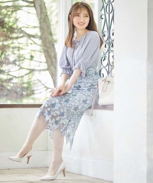 配色フラワーレースタイトスカート≪toccoclosetluxe≫