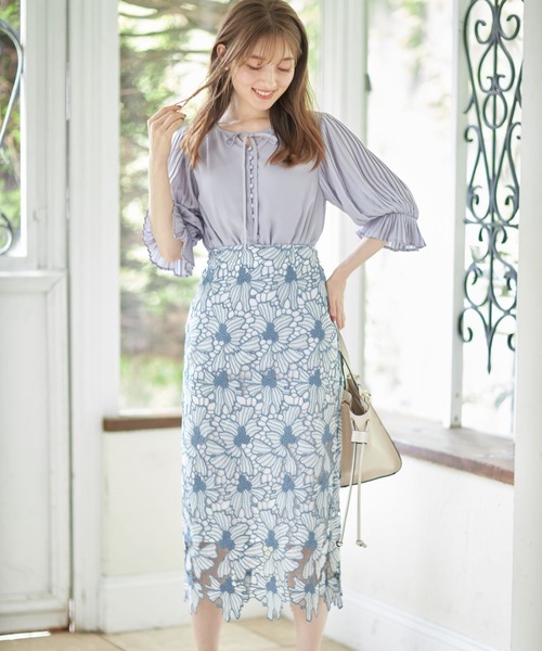 配色フラワーレースタイトスカート≪toccoclosetluxe≫
