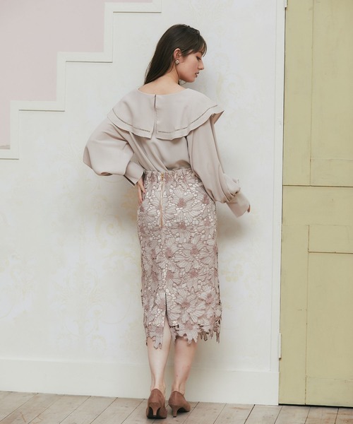 配色フラワーレースタイトスカート≪toccoclosetluxe≫