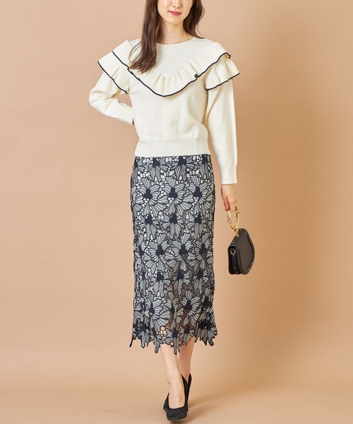 配色フラワーレースタイトスカート≪toccoclosetluxe≫