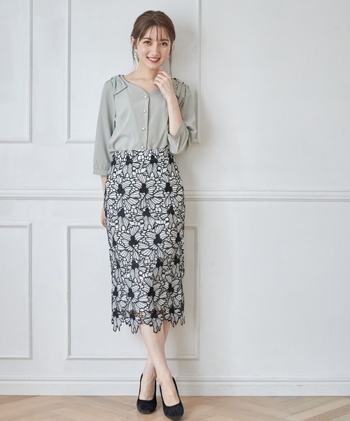 配色フラワーレースタイトスカート≪toccoclosetluxe≫