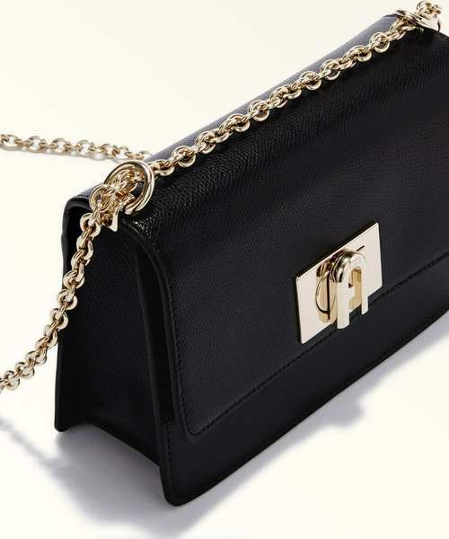 FURLA(フルラ) ショルダーバッグ 1927 黒 チェーンショルダー レザー FURLA（フルラ） チェーンショルダー ショルダーバッグ レザー