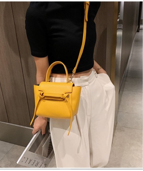 MAISON BREEZE（メゾンブリーズ）の「【MAISON BREEZE】小シボ mini bag ミニ手提げバッグ（ショルダーバッグ・レディース・ブラック/グレー/イエロー・FREE）」の3枚目の写真