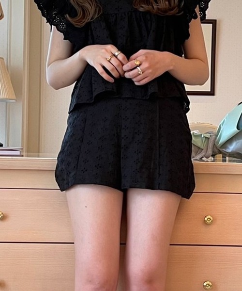 Heather(ヘザー)の「あいねねカットワークショートパンツ【SETUP対応】954953(その他パンツ・レディース・ホワイト/ブラック/グリーン・FREE)」の2枚目の写真