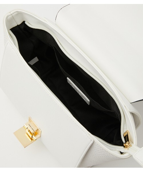 AZUL by moussy（アズールバイマウジー）の「PYTHON COMBINATION BAG（ショルダーバッグ・レディース・ブラック/ベージュ/ホワイト系その他・FREE）」の13枚目の写真