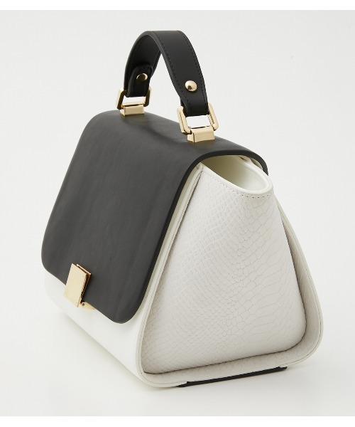 AZUL by moussy（アズールバイマウジー）の「PYTHON COMBINATION BAG（ショルダーバッグ・レディース・ブラック/ベージュ/ホワイト系その他・FREE）」の17枚目の写真