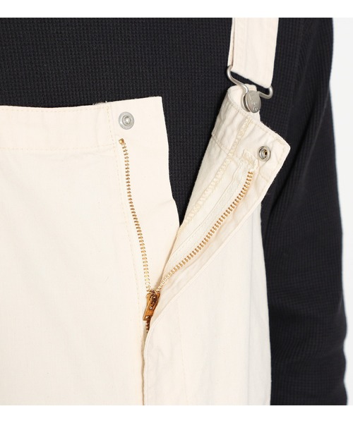 Lee（リー）の「ルーズシルエット ビブオーバーオール（サロペット/オーバーオール・メンズ・オフホワイト/インディゴブルー/ワンウォッシュ/ライトインディゴブルー/ブラック・SMALL/MEDIUM/LARGE/X-LARGE）」の11枚目の写真