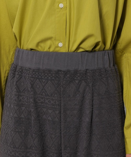 LAKOLE（ラコレ）の「パイルジャカードパンツ / 956945（その他パンツ・レディース・カーキ/スモーク/サンドグレー・SMALL/MEDIUM）」の22枚目の写真