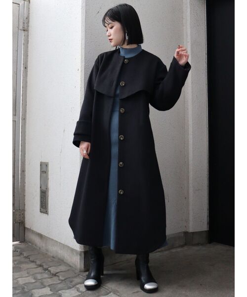 MURUA（ムルーア）の「ノーカラーレイヤードコート（ダウンジャケット/コート・レディース・アイボリー/ブラック/カーキ・1/2）」の2枚目の写真