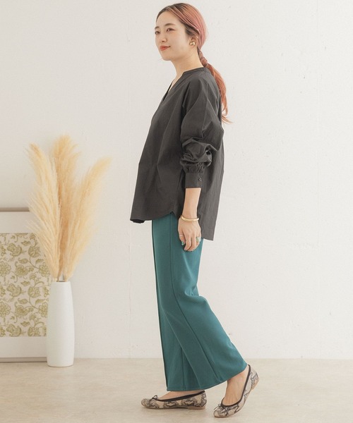 ITEMS URBANRESEARCH（アイテムズ アーバンリサーチ）の「スキッパーブラウス（シャツ/ブラウス・レディース・オフホワイト/ブラック/ピンクベージュ・FREE）」の15枚目の写真