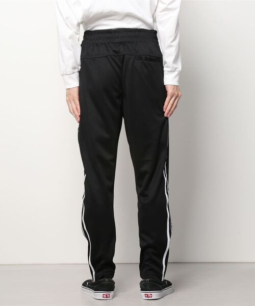 CONVERSE（コンバース）の「【CONVERSE/コンバース】 ワンポイント ライン入り トラックパンツ/ ジャージ（スウェットパンツ・メンズ・ブラック/ブラック系その他・M/L/XL）」の3枚目の写真