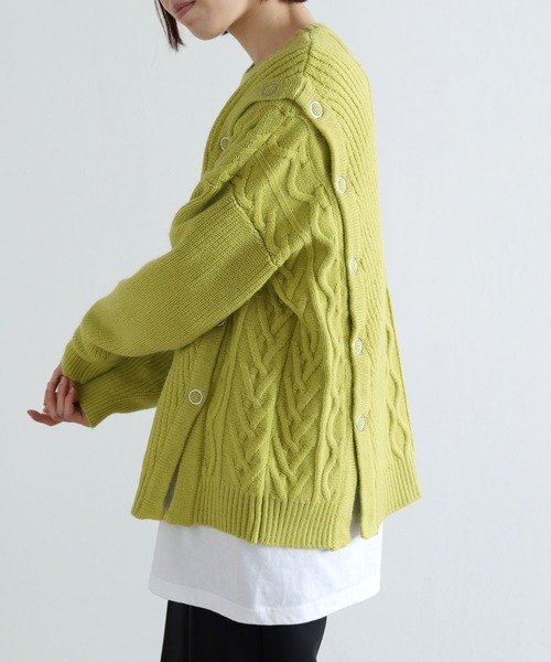 vingtrois（バントロア）の「【vingtrois】マルチwayケーブルニットプルオーバー（ニット/セーター・レディース・ライム/アイボリー/ブラック/グレイッシュベージュ・M）」の22枚目の写真