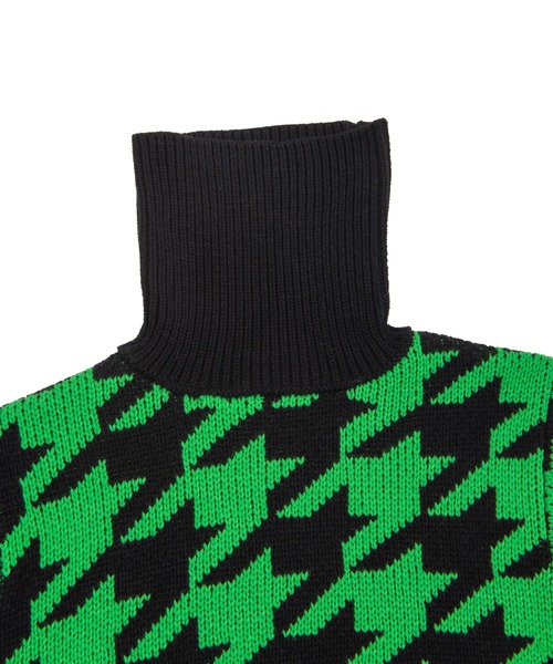 PUNYUS（プニュズ）の「千鳥柄タートルネックオーバーニット（ニット/セーター・レディース・ホワイト/オレンジ/グリーン・4/3）」の11枚目の写真