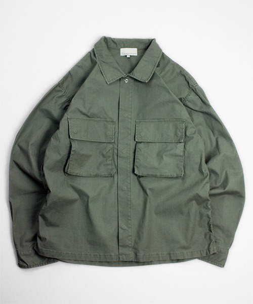 Universal Style Wear(ユニバーサルスタイルウェア)の「Universal Style Wear ライト ファティーグシャツジャケット(ミリタリージャケット・メンズ・ホワイト/カーキ/ブラック/グレイッシュベージュ・MEDIUM/X-LARGE/LARGE)」の5枚目の写真