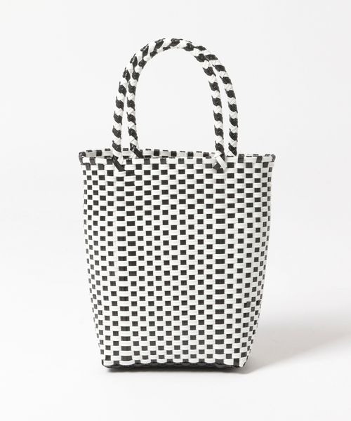 LOWRYS FARM（ローリーズファーム）の「カラフルアミアミバッグ　260825（かごバッグ・レディース・ブラック/パープル/レッド/オレンジ・FREE）」の8枚目の写真