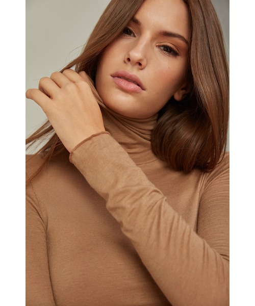 モダール カシミヤ ウルトラライト ハイネック トップ（ニット/セーター）｜Intimissimi（インティミッシミ）