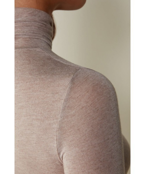 モダール カシミヤ ウルトラライト ハイネック トップ（ニット/セーター）｜Intimissimi（インティミッシミ）