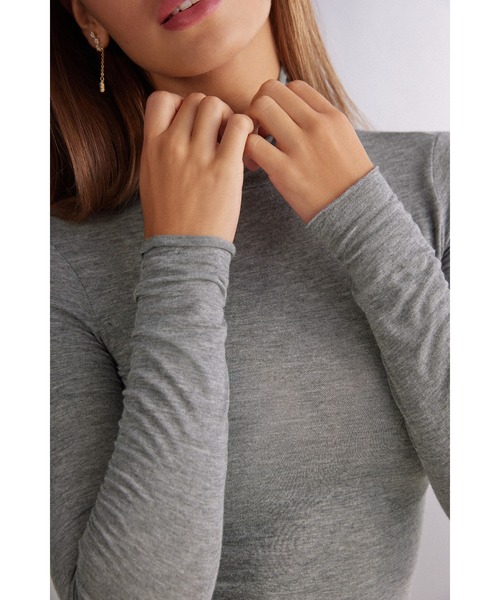 モダール カシミヤ ウルトラライト ハイネック トップ（ニット/セーター）｜Intimissimi（インティミッシミ）