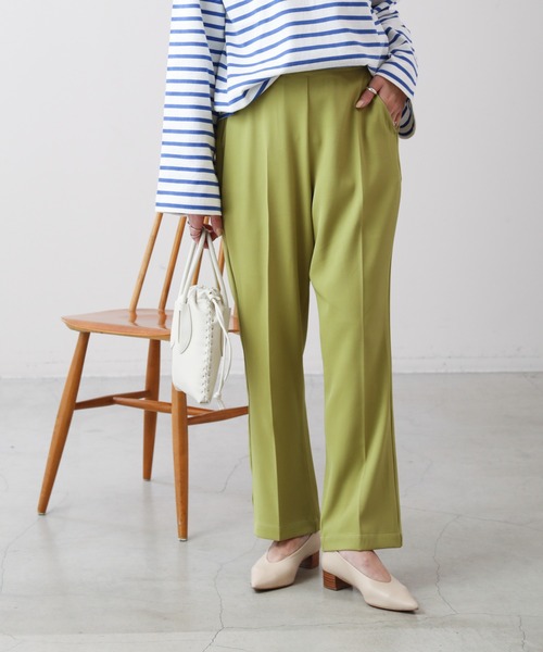 frames RAY CASSIN（フレームスレイカズン）の「WEB限定 センタープレスストレートパンツ セットアップ着用可（スラックス・レディース・ピンク/ブラック/イエロー×グリーン・FREE）」の5枚目の写真