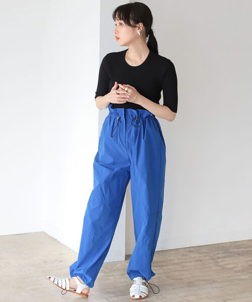 BeAMS DOT（ビームスドット）の「【WEB限定】BeAMS DOT / ドロスト イージーパンツ（その他パンツ・レディース・ブラック/ブルー/オリーブ・FREE）」の10枚目の写真