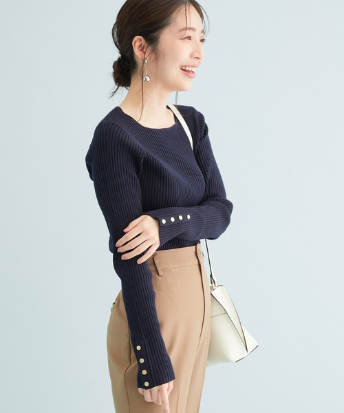 VIS(ビス)の「ボーダー/無地スクエアネック金釦付きリブニット(ニット/セーター・レディース・ホワイト/ネイビー/グリーン/ホワイト系その他/ピンク系その他2・FREE)」の4枚目の写真