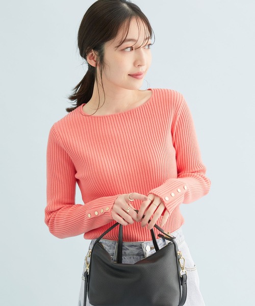 VIS(ビス)の「ボーダー/無地スクエアネック金釦付きリブニット(ニット/セーター・レディース・ホワイト/ネイビー/グリーン/ホワイト系その他/ピンク系その他2・FREE)」の5枚目の写真