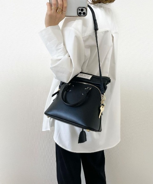 Re:EDIT（リエディ）の「[神山まりあさん着用]オーバーサイズシャツチュニック（シャツ/ブラウス・レディース・ブラック/ブルー/ホワイト/ストライプ・SMALL/MEDIUM/LARGE）」の6枚目の写真