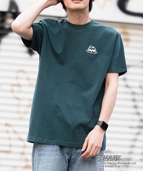 PEANUTS(ピーナッツ)の「【OUTDOOR PRODUCTS/アウトドアプロダクツ】【PEANUTS/ピーナッツ】 スヌーピー オリジナルデザインTシャツ(Tシャツ/カットソー・メンズ・ホワイト系その他/ダークグリーン/ベージュ/ホワイト/ベージュ系その他/ピンク系その他/ブルー・SMALL/MEDIUM/X-LARGE/LARGE)」の5枚目の写真