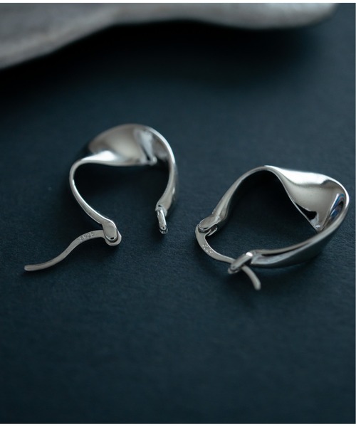 Meach.（ミーチ）の「【Meach.】シルバー925フープピアス/マーキス/ゴールド/シルバー（ピアス（両耳用）・レディース・A/B/C/D/F/E/G/J/H/I・FREE）」の12枚目の写真