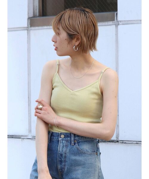 Ungrid(アングリッド)の「Miller別注 カップ付きキャミソール(キャミソール・レディース・ブルー/アイボリー/グリーン系その他・FREE)」の3枚目の写真