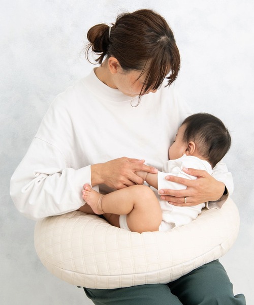 SweetMommy（スウィートマミー）の「キルティング授乳クッション（授乳ケープ/授乳クッション・レディース・ホワイト系その他/ブラウン系その他・FREE）」の22枚目の写真