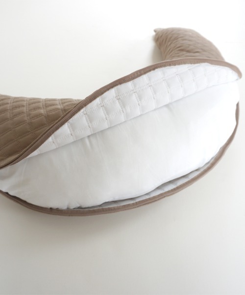 SweetMommy（スウィートマミー）の「キルティング授乳クッション（授乳ケープ/授乳クッション・レディース・ホワイト系その他/ブラウン系その他・FREE）」の10枚目の写真